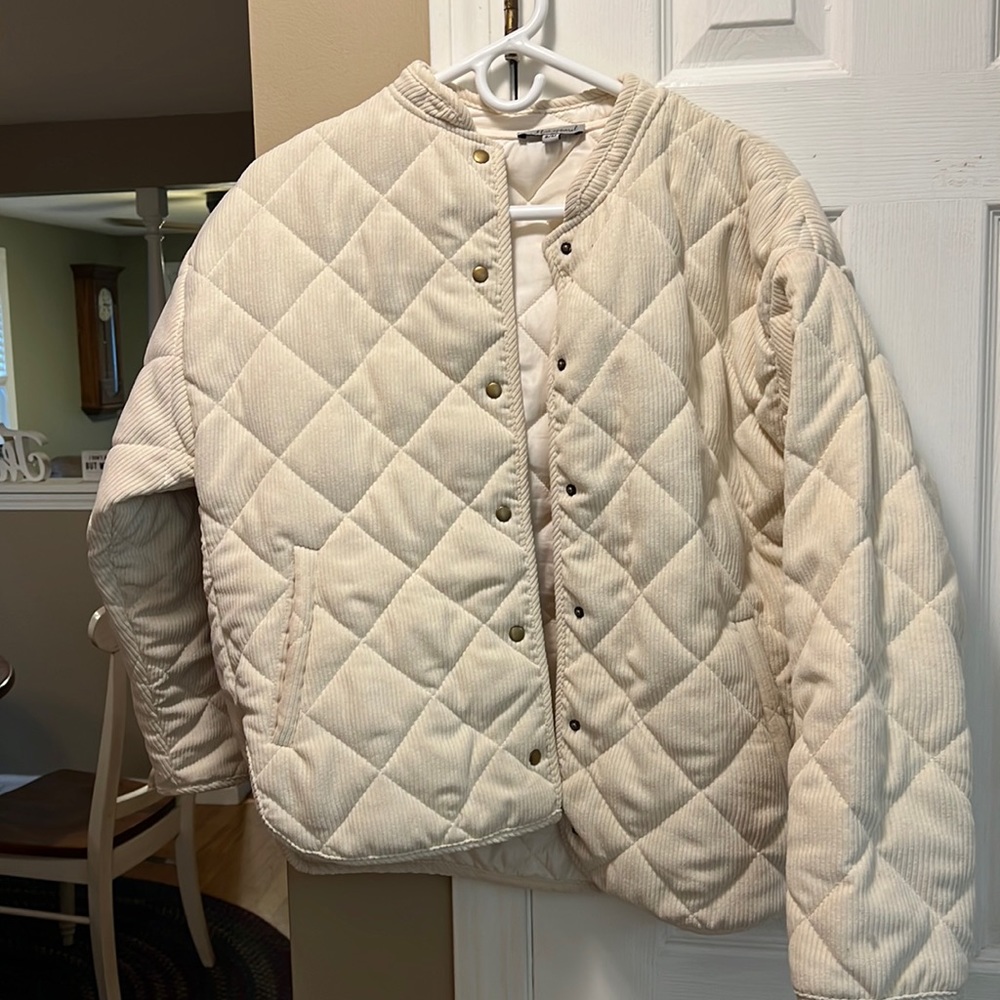 Corduroy of white jacket